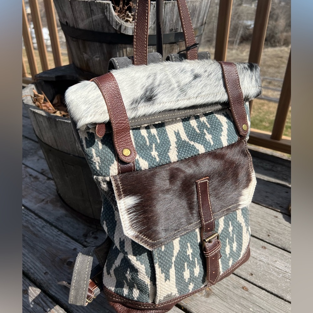 📚🎓Tribal Rug Canvas Leather cowhide Backpack Myra Laptop Work School Bag new